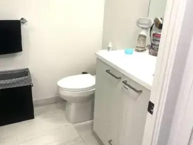 For Rent 1 Bedroom Apartment Vaughan ON DS102915373