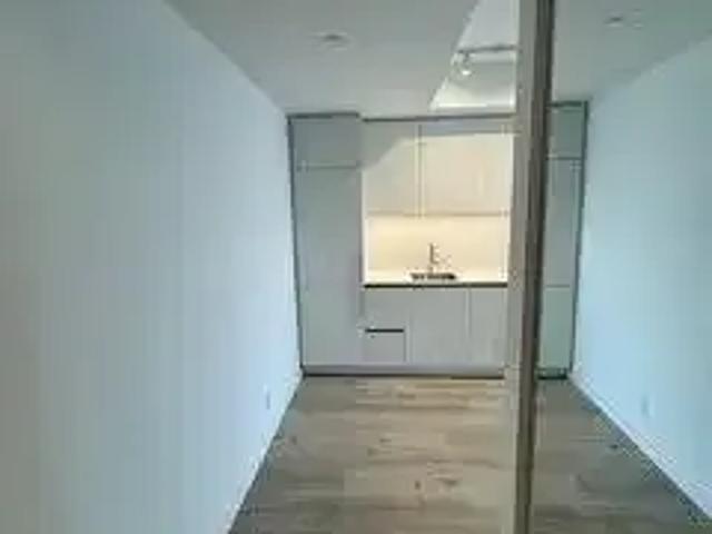 For Rent 1 Bedroom Apartment Vaughan ON DS103569229