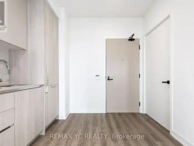 For Rent 1 Bedroom Apartment Vaughan ON DS103322797