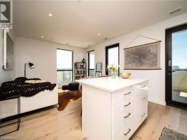 For Rent 1 Bedroom Apartment Waterloo ON DS104507005