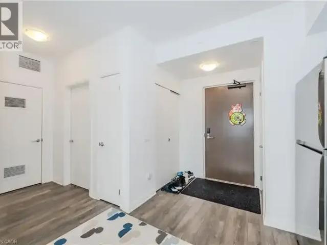 For Rent 1 Bedroom Apartment Waterloo ON DS104794760