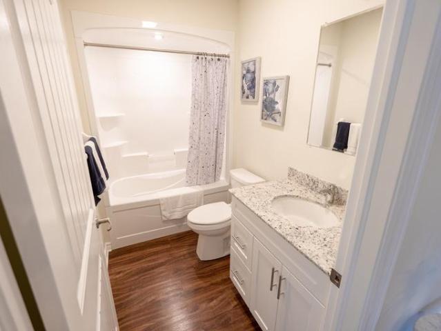 For Rent 1 Bedroom Apartment Windsor ON DS101338542