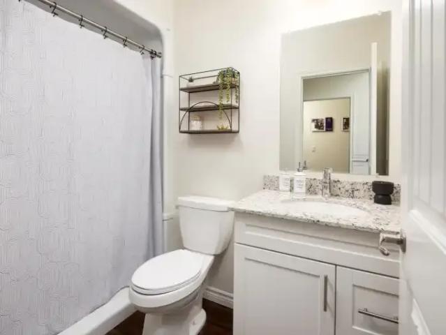 For Rent 1 Bedroom Apartment Windsor ON DS101339261