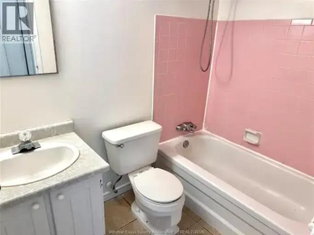For Rent 1 Bedroom Apartment Windsor ON DS102915411