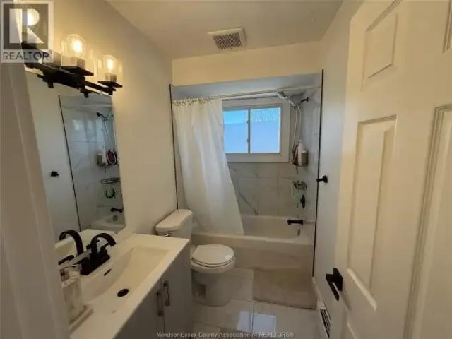 For Rent 1 Bedroom Apartment Windsor ON DS102085935
