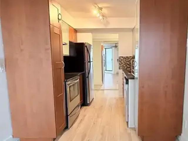 For Rent 1 Bedroom Apartment Windsor ON DS102204333