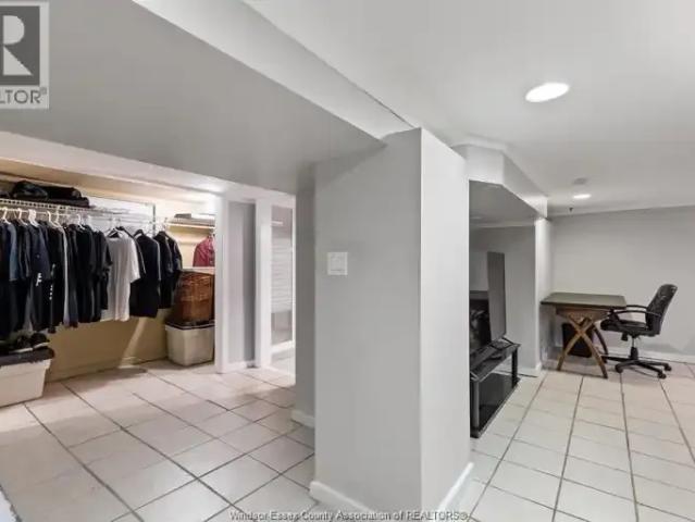 For Rent 1 Bedroom Apartment Windsor ON DS102243252