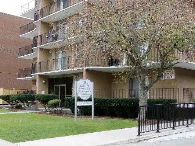 For Rent 1 Bedroom Apartment Windsor ON DS104840322