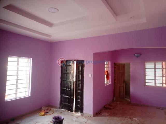 For rent: 1 bedroom Flat & Apartment Ajinde Road 2 Via Ireakari Estate Akala Express Ibadan Oyo PID: 9PBRKM | Private Property Nigeria