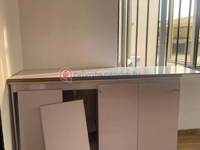 For rent: 1 bedroom Flat & Apartment Jakande Lekki Lagos PID: 5PBBVE | Private Property Nigeria