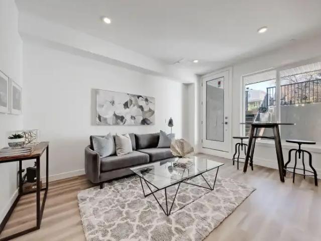 For Rent 1 Bedroom House Calgary AB DS103215667