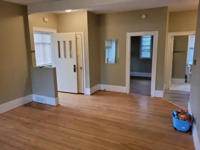 For Rent 1 Bedroom House Calgary AB DS104180530