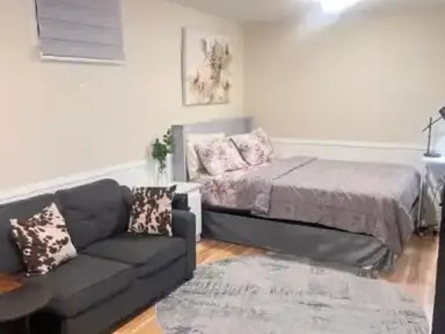 For Rent 1 Bedroom House Ajax ON DS98631523