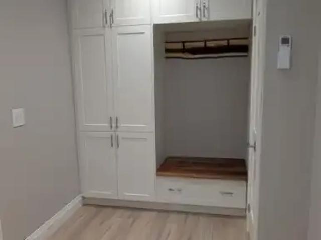 For Rent 1 Bedroom House Burlington ON DS102752691