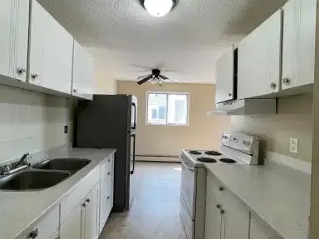 For Rent 1 Bedroom House Edmonton AB DLS100760985