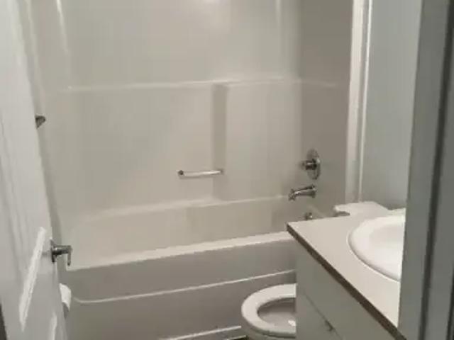 For Rent 1 Bedroom House Edmonton AB DLS102052431