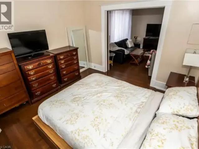 For Rent 1 Bedroom House Kitchener ON DLS102085847