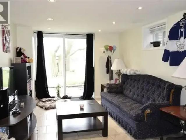 For Rent 1 Bedroom House Kitchener ON DS104842057