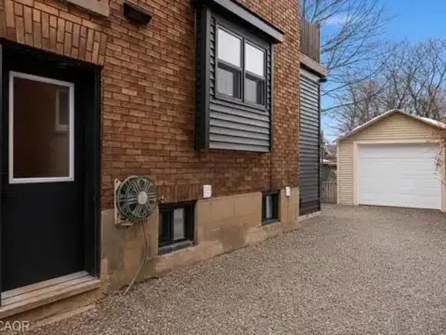 For Rent 1 Bedroom House Kitchener ON DS104972853