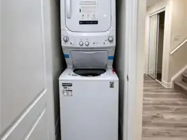 For Rent 1 Bedroom House Kitchener ON DS102915219
