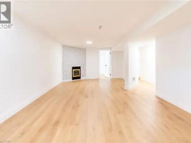 For Rent 1 Bedroom House Kitchener ON DS103594468