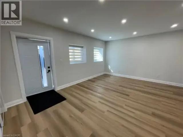For Rent 1 Bedroom House Kitchener ON DS103798546