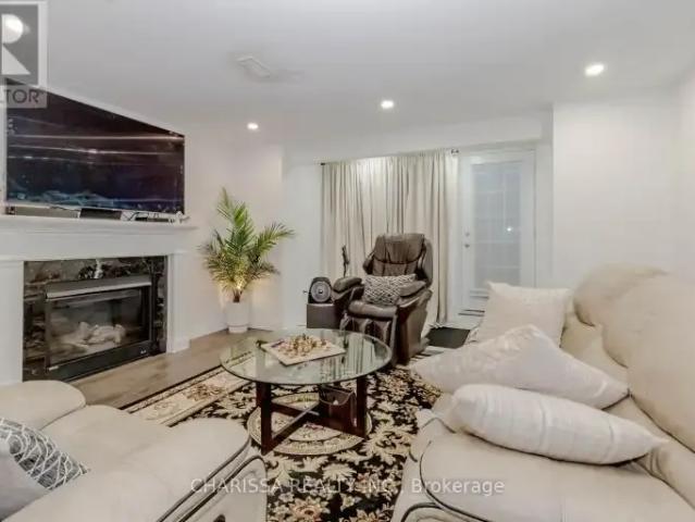 For Rent 1 Bedroom House Oakville ON DS104224700
