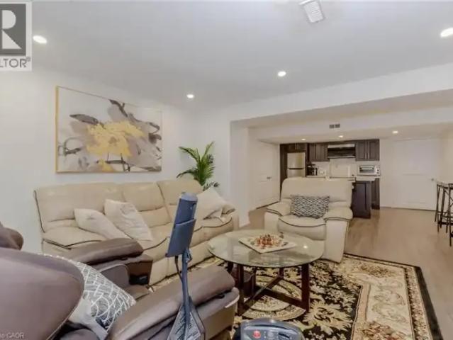 For Rent 1 Bedroom House Oakville ON DS104257366