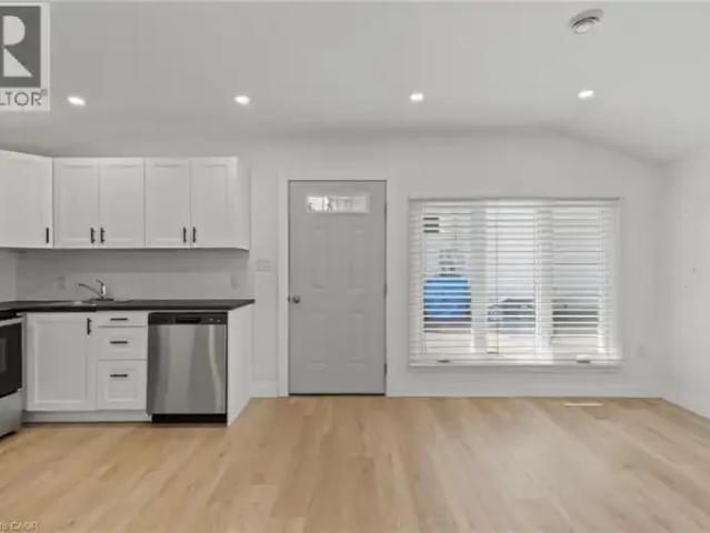 For Rent 1 Bedroom House Welland ON DLS103652879