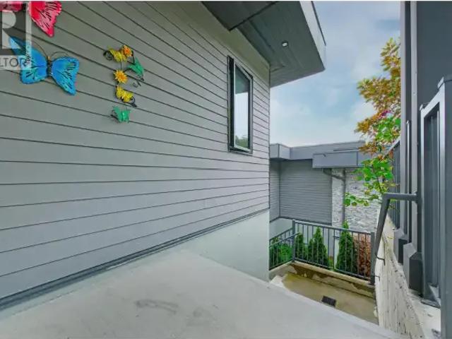 For Rent 1 Bedroom House West Vancouver BC DS104638581