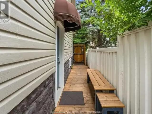 For Rent 1 Bedroom House Windsor ON DLS101878879