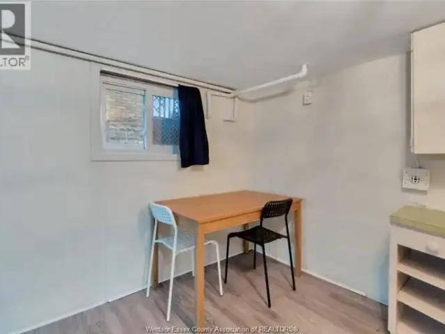 For Rent 1 Bedroom House Windsor ON DLS101948581