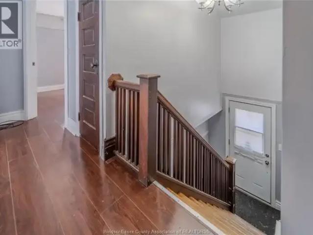 For Rent 1 Bedroom House Windsor ON DLS103119176