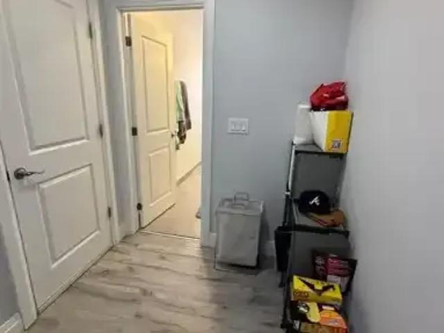 For Rent 1 Bedroom House Windsor ON DS104224779
