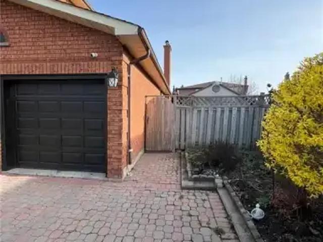 For Rent 1 Bedroom House Vaughan ON DLS102052715