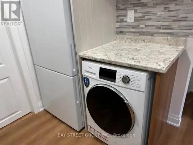 For Rent 1 Bedroom House Vaughan ON DS100444533