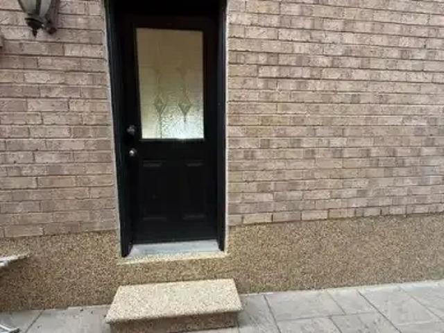 For Rent 1 Bedroom House Vaughan ON DS104000272