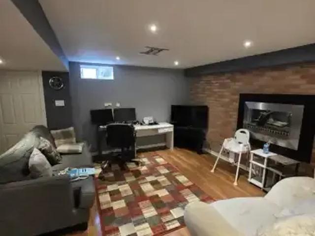 For Rent 1 Bedroom House Vaughan ON DS104681935