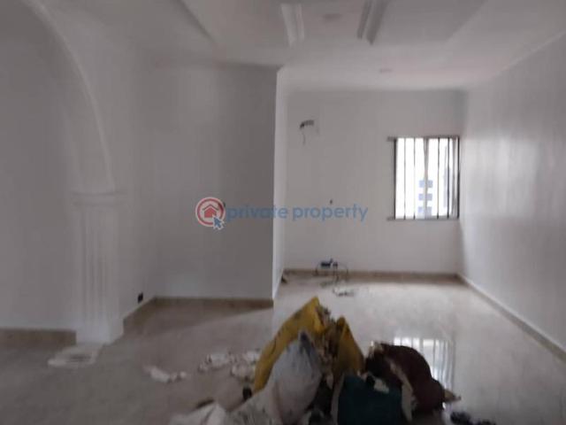 For rent: 1 bedroom Mini Flat Okota Isolo Lagos PID: 6PCCKM | Private Property Nigeria