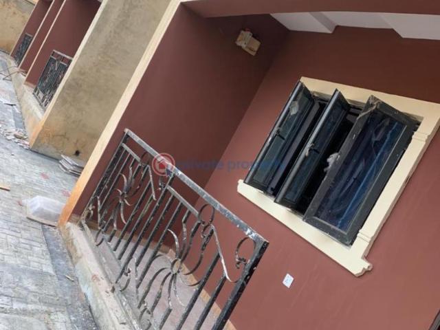 For rent: 1 bedroom Mini Flat Ajila, Elebu, Akala Express, Oluyole Extension, Ibadan Akala Express Ibadan Oyo PID: 4PCRNQ | Private Property Nigeria
