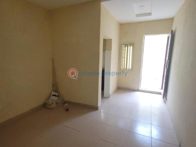 For rent: 1 bedroom Mini Flat Seun Ajagungbade, New Bodija Ibadan Oyo PID: 8PCNQM | Private Property Nigeria