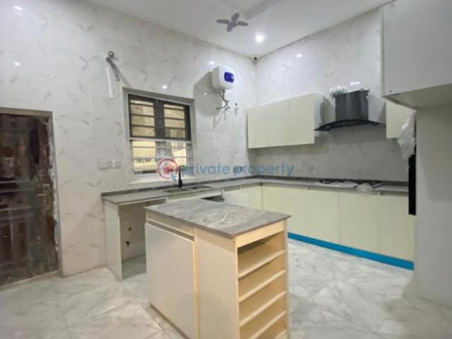 For rent: 1 bedroom Shared Apartment Chevron Drive Lekki Lagos PID: 6PCNDB | Private Property Nigeria