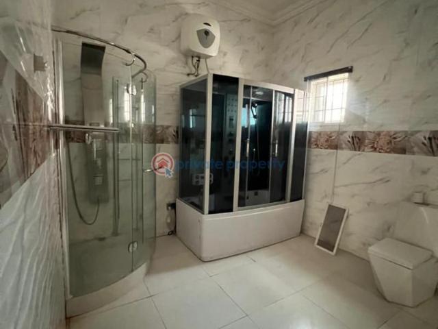 For rent: 1 bedroom Shared Apartment Ologolo Lekki Lagos PID: 0PCDWY | Private Property Nigeria