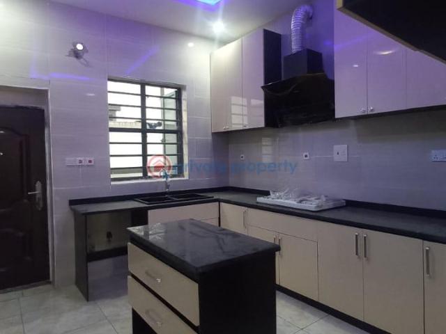 For rent: 1 bedroom Shared Apartment Orchid Chevron Drive Lekki Lagos PID: 9PCRYQ | Private Property Nigeria