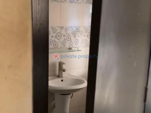 For rent: 1 bedroom Shared Apartment Orchid Road Lekki Expressway Lagos PID: 6PCTBY | Private Property Nigeria