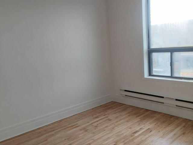 For Rent 1 Bedroom Shared Living/roommate Montreal QC DLS97419969