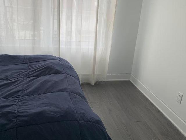 For Rent 1 Bedroom Shared Living/roommate Montréal QC DLS97413285