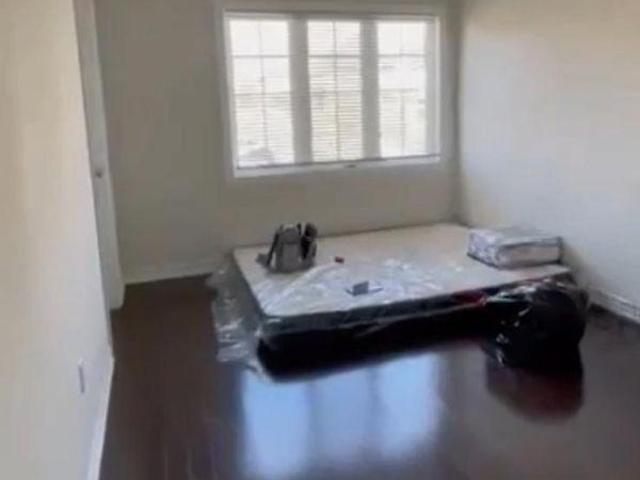 For Rent 1 Bedroom Shared Living/roommate Oshawa ON DLS97420651