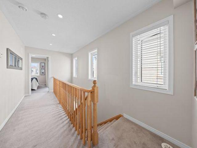 For Rent 1 Bedroom Shared Living/roommate Oshawa ON DS90680800