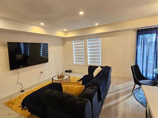 For Rent 1 Bedroom Shared Living/roommate Barrie ON DLS97420573